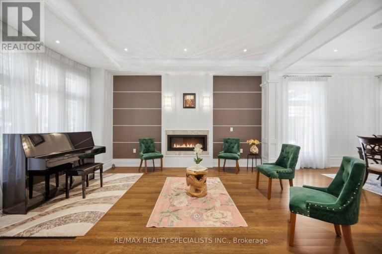 154 BURBANK DRIVE, Toronto (Bayview Village), Ontario, M2K1P1
