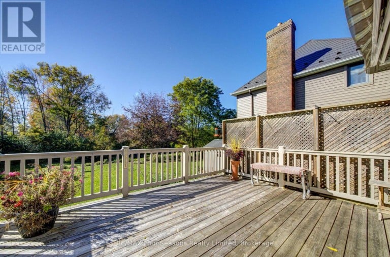 212 PEARSON STREET, Meaford, Ontario, N4L1Y4