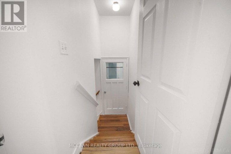 17 BARLOW ROAD, Toronto (Woburn), Ontario, M1G2B5