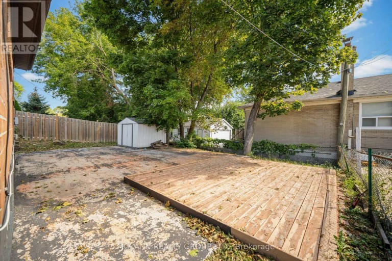 17 BARLOW ROAD, Toronto (Woburn), Ontario, M1G2B5