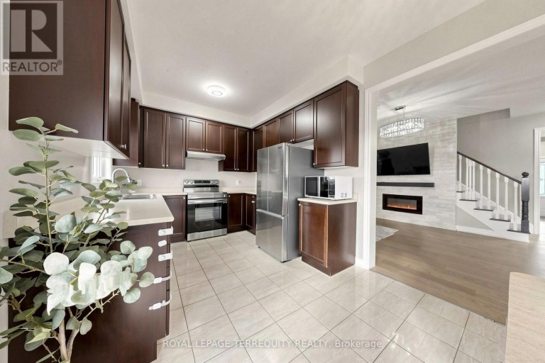 199 ARMSTRONG CRESCENT, Bradford West Gwillimbury (Bradford), Ontario, L3Z0L3