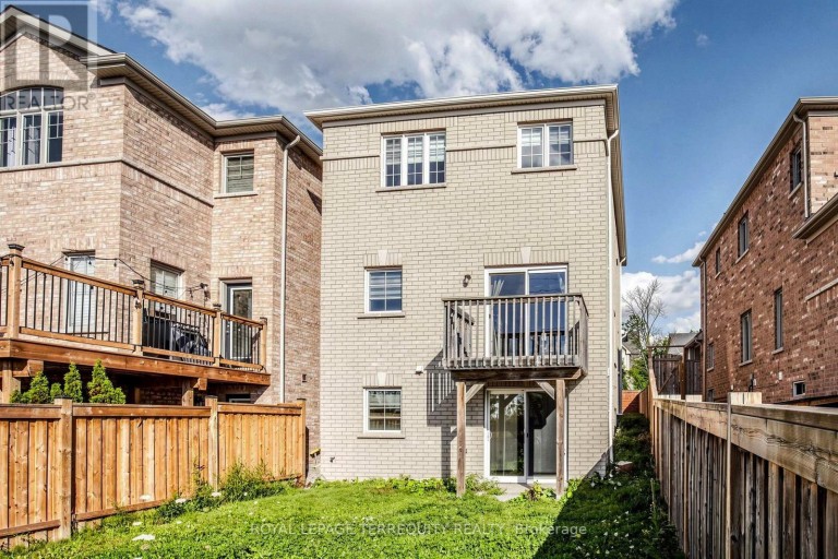 199 ARMSTRONG CRESCENT, Bradford West Gwillimbury (Bradford), Ontario, L3Z0L3