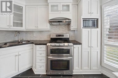 1825 HYDE MILL CRESCENT Mississauga (Streetsville) Ontario photo 12