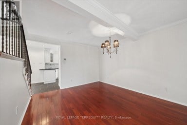 1825 HYDE MILL CRESCENT Mississauga (Streetsville) Ontario photo 9