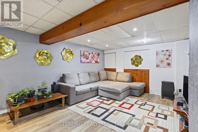 27 OAKMEADOW BOULEVARD, Toronto (Morningside), Ontario, M1E4G3