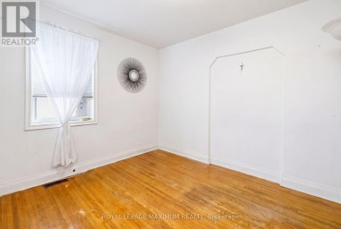 84 GILLEY ROAD Toronto (Downsview-Roding-CFB) Ontario photo 4