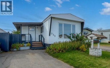 335, 6220 17 Avenue SE Calgary Alberta photo 1