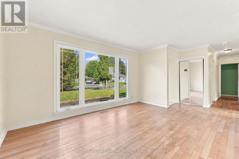 132 BRENTWOOD DRIVE, Brampton (Avondale), Ontario, L6T1R2
