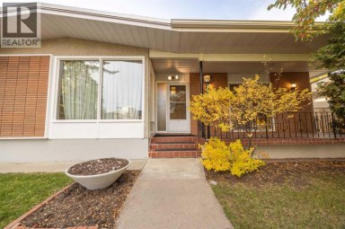53 Kentish Drive SW Calgary Alberta photo 1