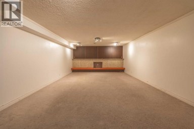53 Kentish Drive SW Calgary Alberta photo 21