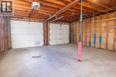 53 Kentish Drive SW Calgary Alberta photo 35