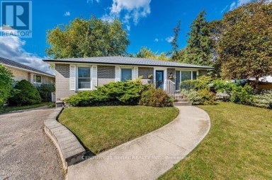 2 ALDERBURY CRESCENT Brampton (Avondale) Ontario photo 2