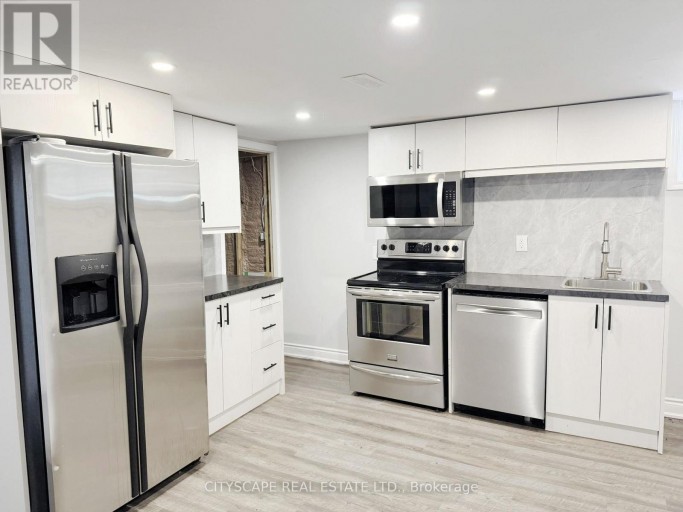 205 BONAVENTURE DRIVE, Hamilton (Gilbert), Ontario, L9C4R1