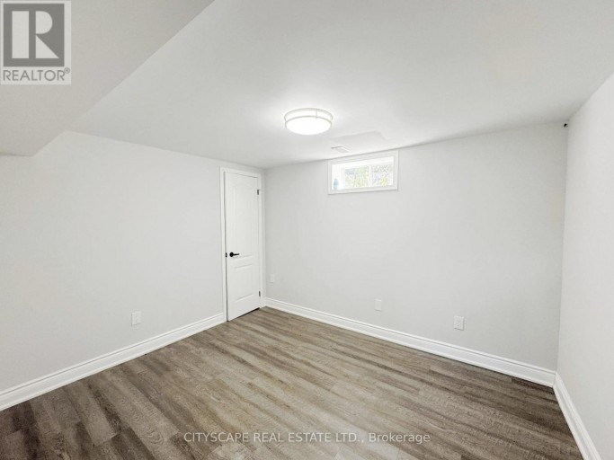 205 BONAVENTURE DRIVE, Hamilton (Gilbert), Ontario, L9C4R1