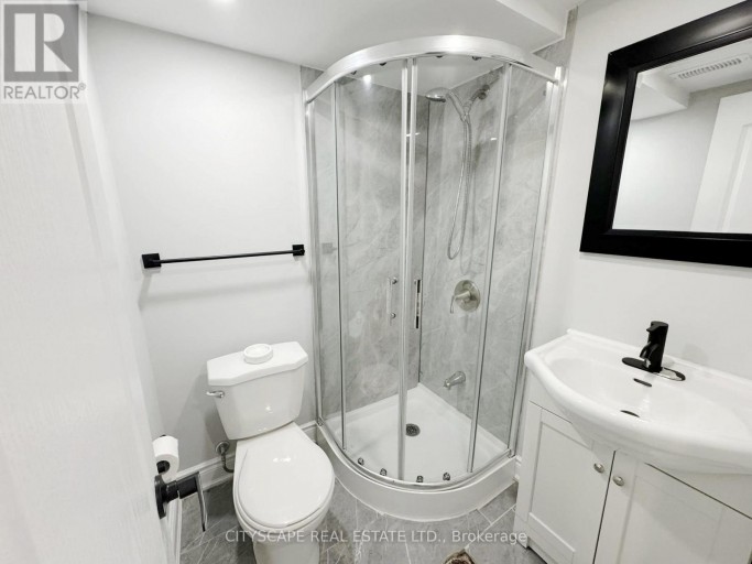 205 BONAVENTURE DRIVE, Hamilton (Gilbert), Ontario, L9C4R1