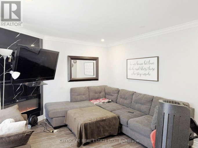 205 BONAVENTURE DRIVE, Hamilton (Gilbert), Ontario, L9C4R1