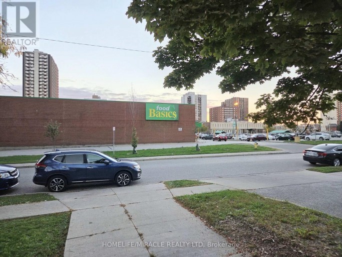 908 WINDSOR AVENUE, Windsor, Ontario, N9A1K2