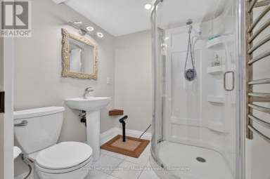 206 LAKEWOOD PARK ROAD Huntsville (Chaffey) Ontario photo 33