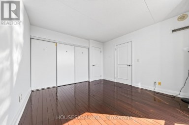 312 - 2737 KEELE STREET Toronto (Downsview-Roding-CFB) Ontario photo 24