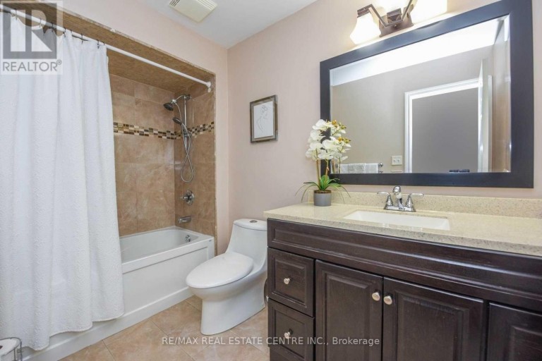 764 AVOCADO CRESCENT, Mississauga (Meadowvale Village), Ontario, L5W1H4