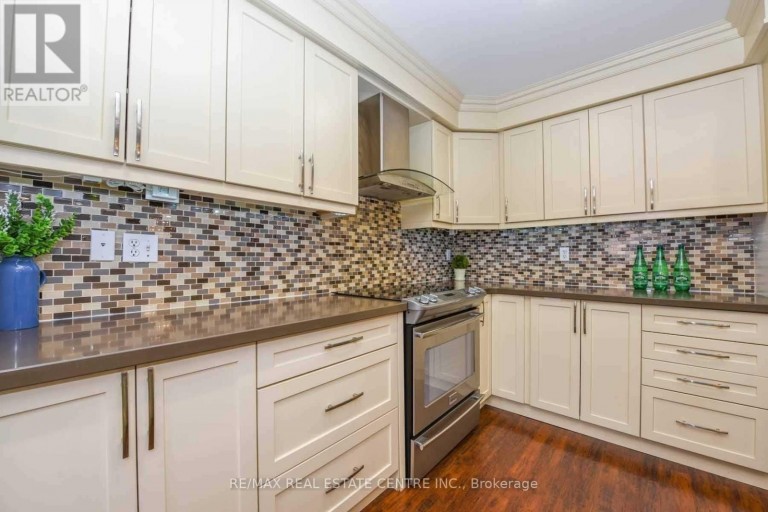 764 AVOCADO CRESCENT, Mississauga (Meadowvale Village), Ontario, L5W1H4