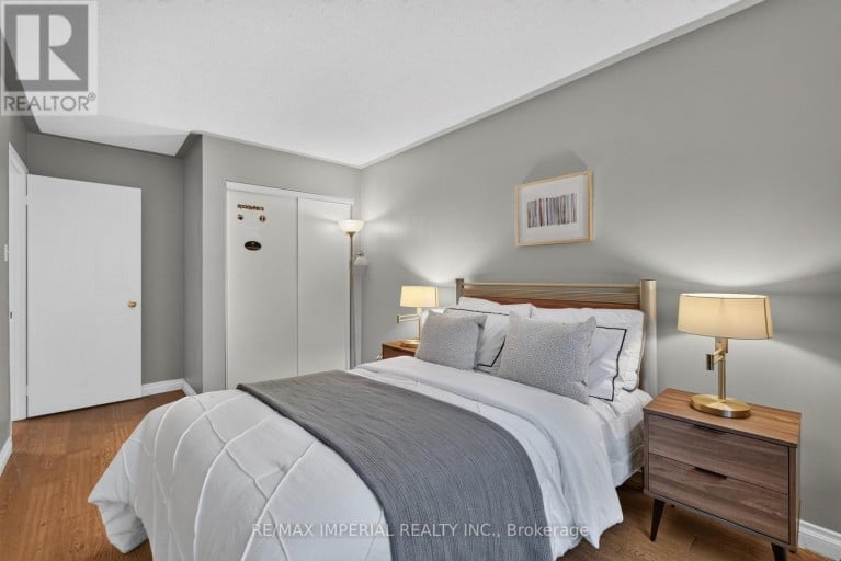 26A - 5205 GLEN ERIN DRIVE, Mississauga (Central Erin Mills), Ontario, L5M5N6