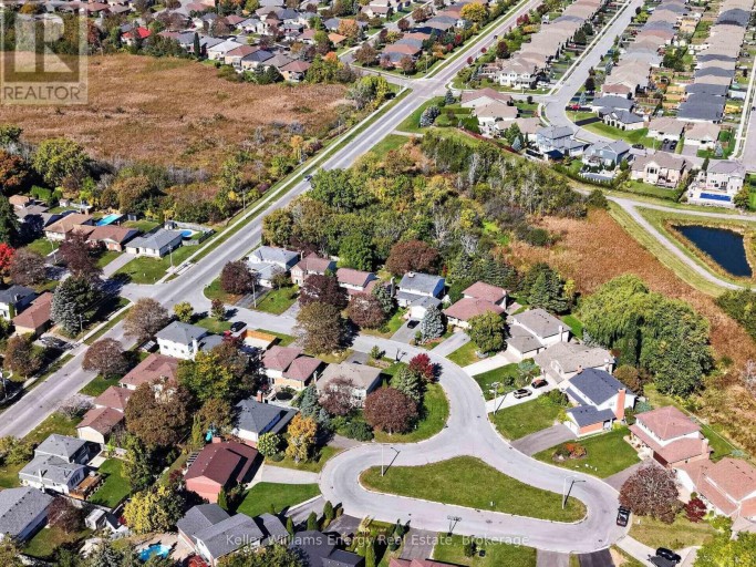 28 BRIARWOOD CRESCENT, Belleville (Belleville Ward), Ontario, K8N5K9