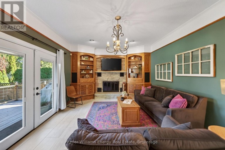 28 BRIARWOOD CRESCENT, Belleville (Belleville Ward), Ontario, K8N5K9
