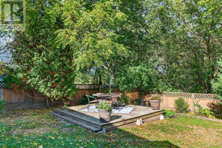 28 BRIARWOOD CRESCENT, Belleville (Belleville Ward), Ontario, K8N5K9