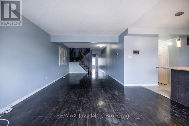 30 LLOYDMINSTER AVENUE, Ajax (Central East), Ontario, L1Z0N8