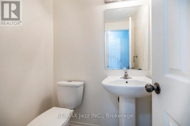 30 LLOYDMINSTER AVENUE Ajax (Central East) Ontario photo 21