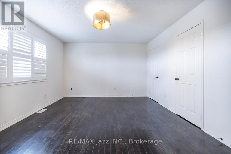 30 LLOYDMINSTER AVENUE, Ajax (Central East), Ontario, L1Z0N8
