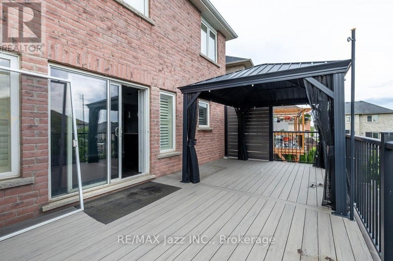 30 LLOYDMINSTER AVENUE, Ajax (Central East), Ontario, L1Z0N8