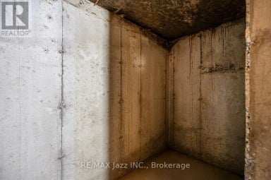 30 LLOYDMINSTER AVENUE Ajax (Central East) Ontario photo 39