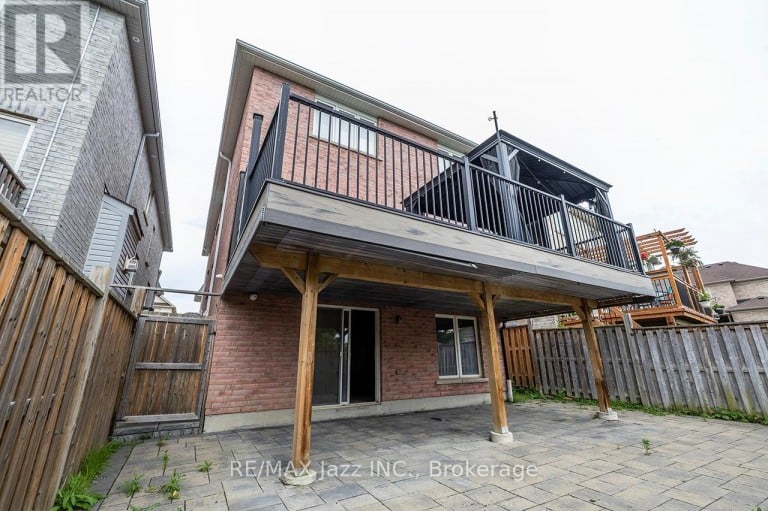 30 LLOYDMINSTER AVENUE, Ajax (Central East), Ontario, L1Z0N8