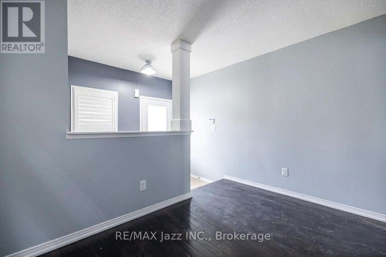 30 LLOYDMINSTER AVENUE, Ajax (Central East), Ontario, L1Z0N8