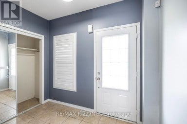 30 LLOYDMINSTER AVENUE Ajax (Central East) Ontario photo 8
