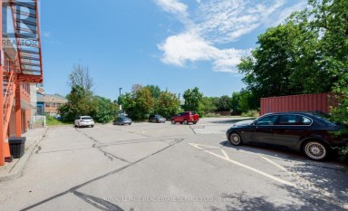 10055 KEELE STREET Vaughan (Maple) Ontario photo 7