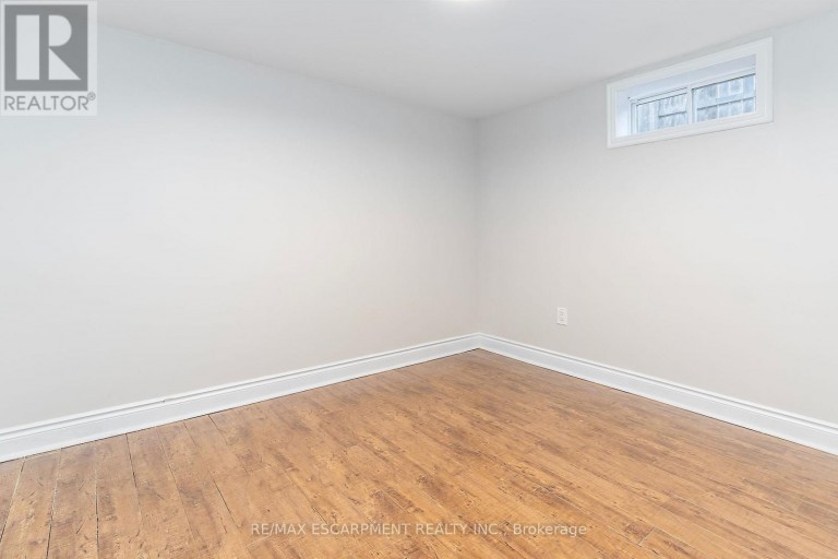 788 UPPER GAGE AVENUE, Hamilton (Macassa), Ontario, L8V4K4