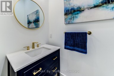 95 SPRUCE STREET Tiny Ontario photo 27