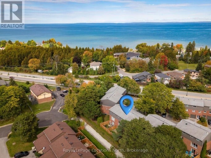 467 ONTARIO STREET, Collingwood, Ontario, L9Y4B9