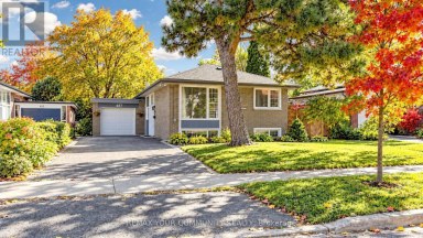 487 HOUNSLOW AVENUE Toronto (Willowdale West) Ontario photo 2