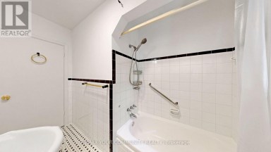 487 HOUNSLOW AVENUE Toronto (Willowdale West) Ontario photo 28