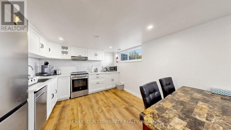 487 HOUNSLOW AVENUE, Toronto (Willowdale West), Ontario, M2R1J1