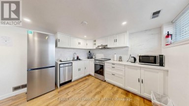487 HOUNSLOW AVENUE Toronto (Willowdale West) Ontario photo 35