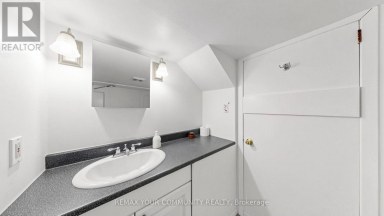 487 HOUNSLOW AVENUE Toronto (Willowdale West) Ontario photo 44