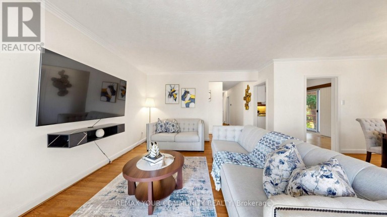 487 HOUNSLOW AVENUE, Toronto (Willowdale West), Ontario, M2R1J1