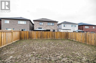 10 MOSES CRESCENT Clarington (Bowmanville) Ontario photo 11