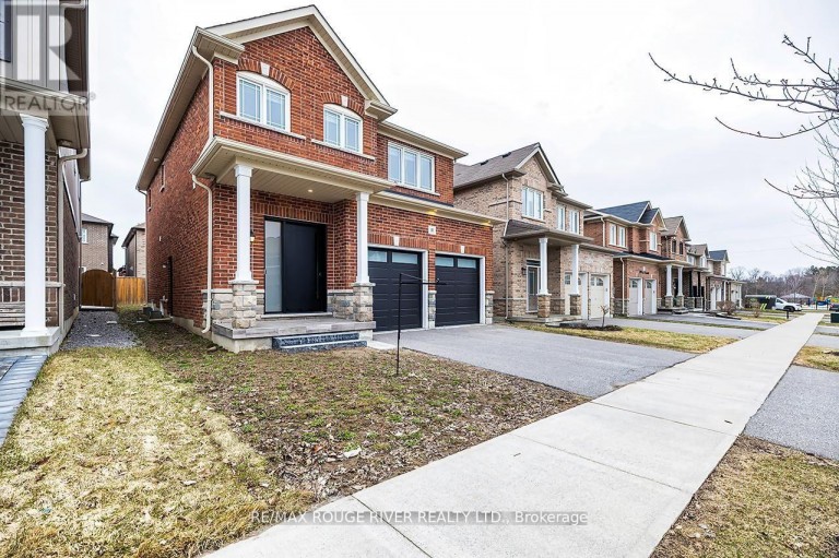 10 MOSES CRESCENT, Clarington (Bowmanville), Ontario, L1C0T7