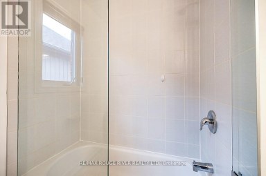 10 MOSES CRESCENT Clarington (Bowmanville) Ontario photo 33